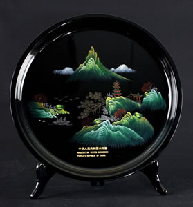 Black Lacquer Plate with Stand