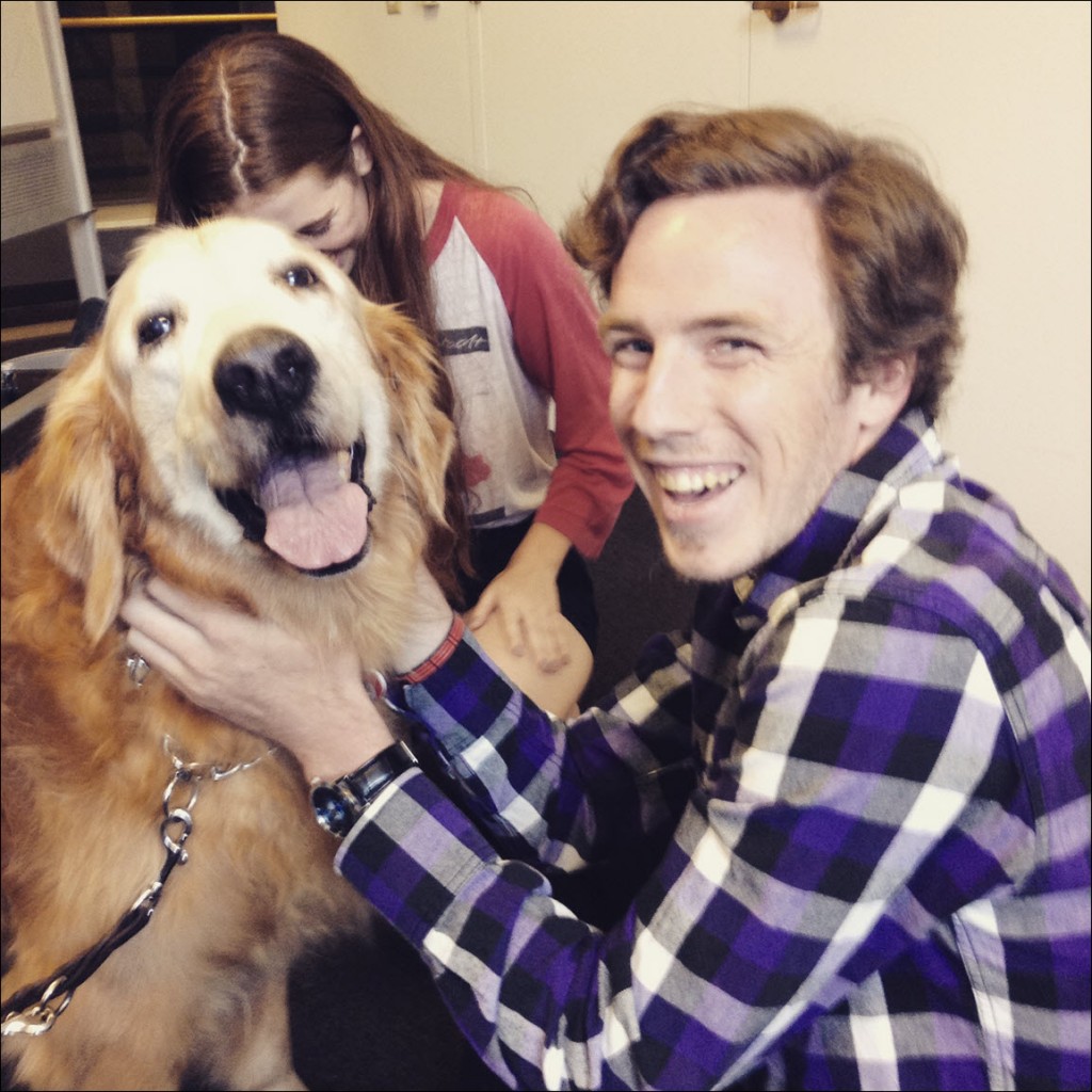 student wtih therapy dog