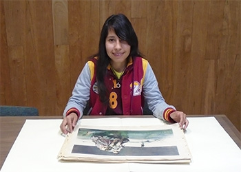 Student Intern Lesley Zambrano in Special Collections