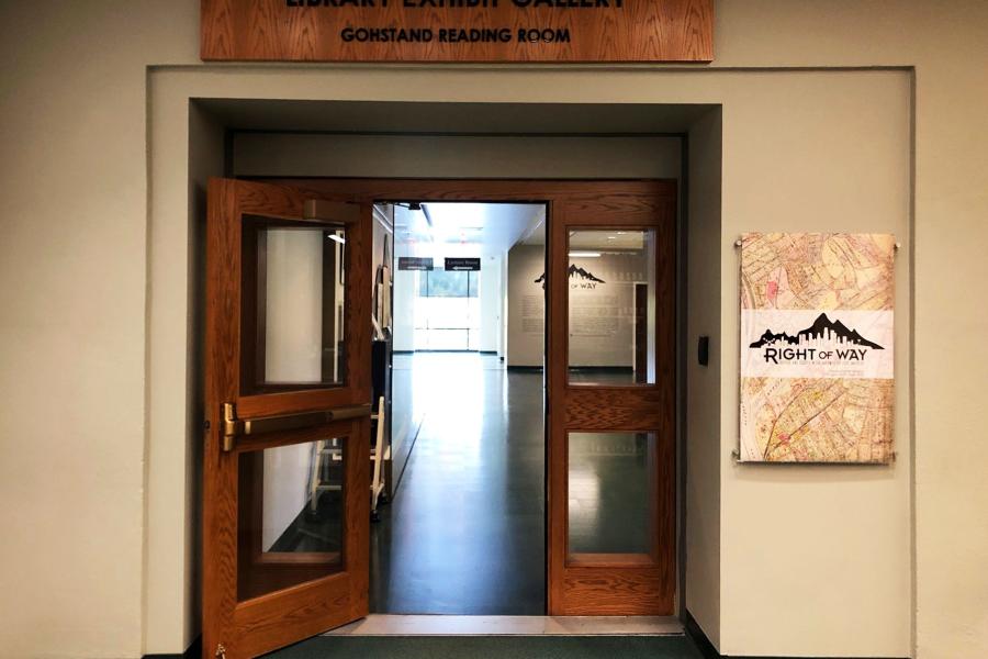 Exhibit gallery entrance