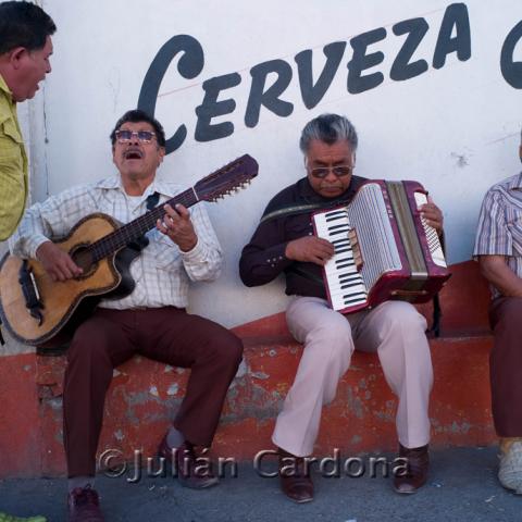 Street Performers, Juárez, 2007
