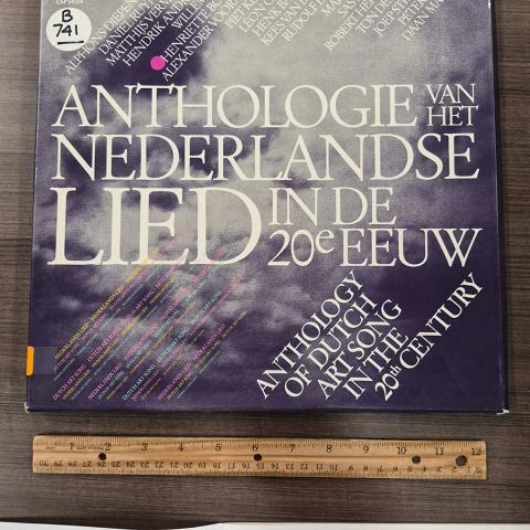 Anthologie van het Nederlandse lied in de 20e eeuw, M1752 .A58 1981. Cohen Collection Recordings