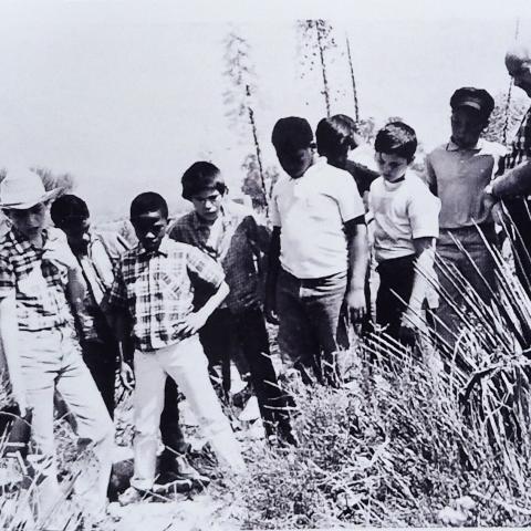 Photograph of students and docent at Big Tujunga Wash