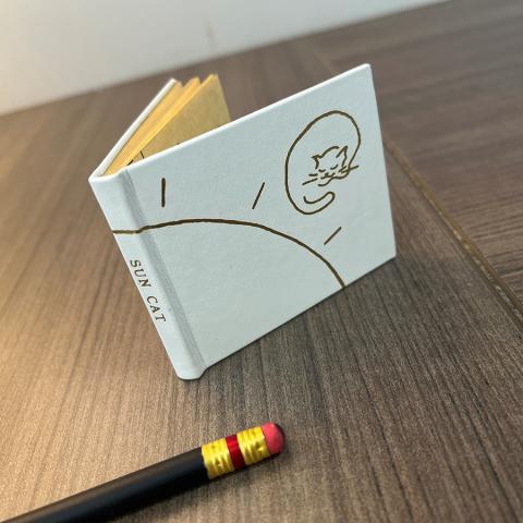 Sun Cat by Marvin R. Hiemstra, PS3558.I32 S85 1986