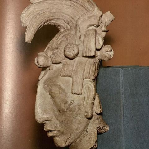 Sculpture, Flor y Canto del Arte Prehispánico de México