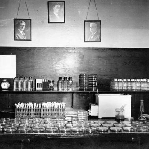 Laboratory of the Medical Milk Commission at the University of Southern California, ca. 1936