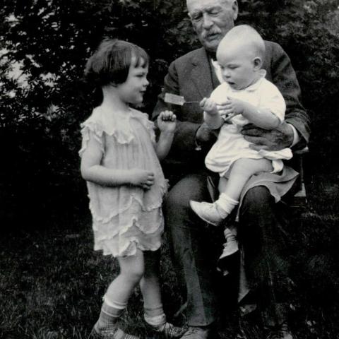 Snapshot of William Mulholland with his grandchildren, Catherine and Dick