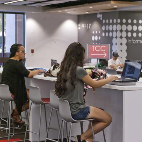 New laptop bar in the library core.