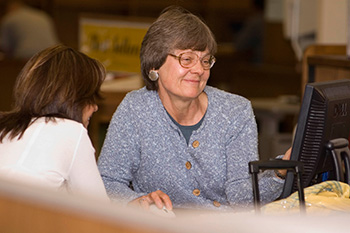 Librarian Kris Ecklund