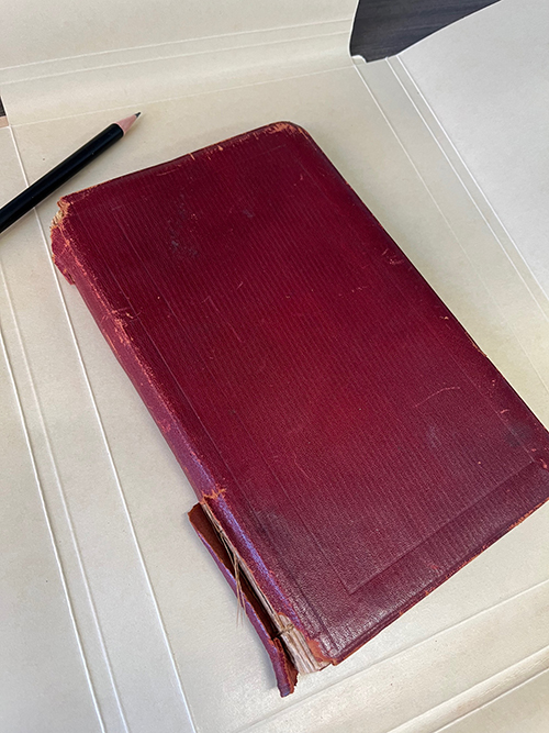 Leather cover of Loris Bulla's diary