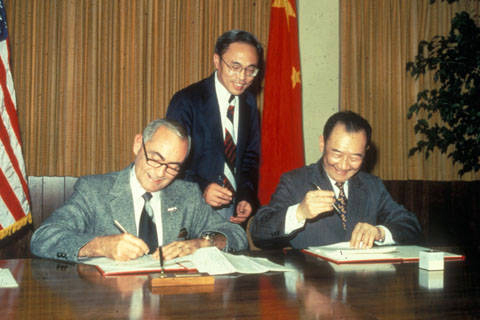 President James Cleary and Chinese Delegation Sign Educational Exchange Agreement, 1981. Photograph by Rick Childs