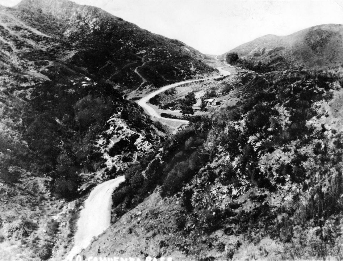 A photograph of Cahuenga Pass near Camp de Cahuenga taken in 1890.