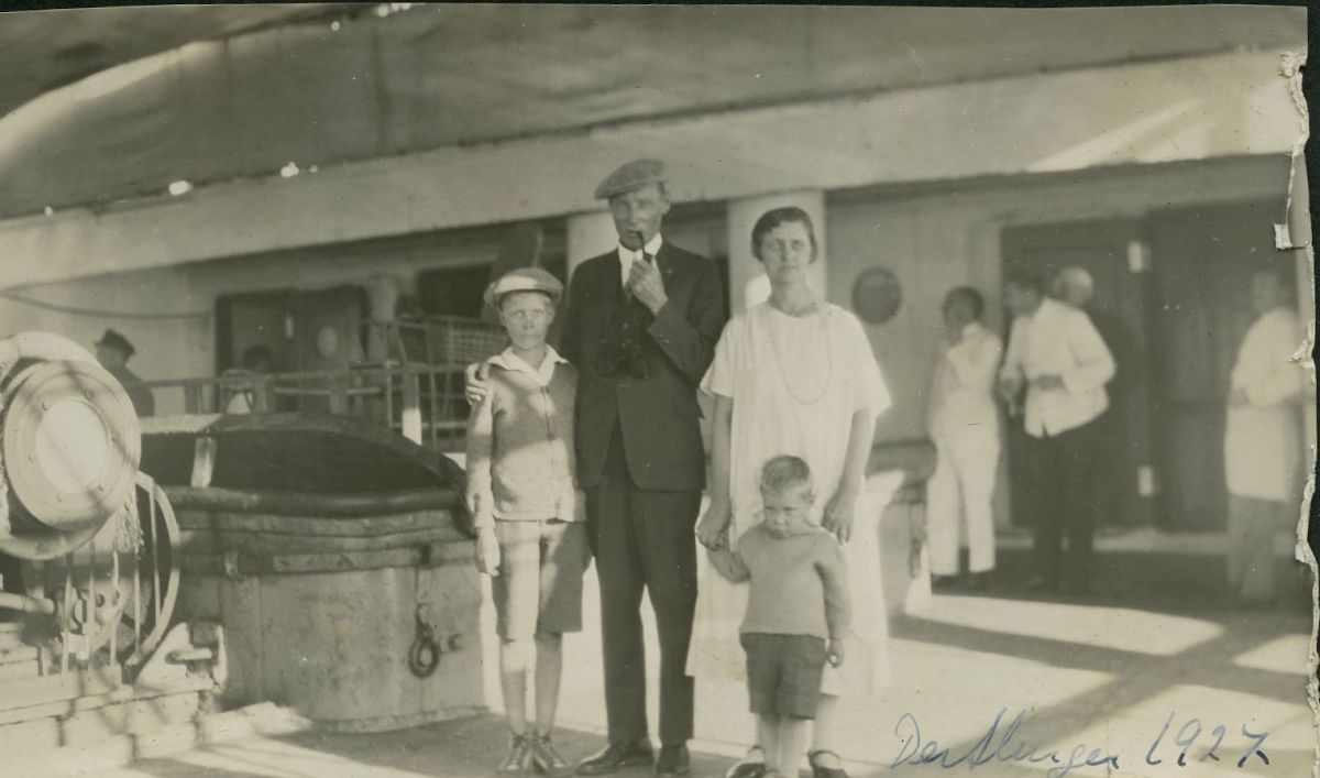 Jensen Family, 1927